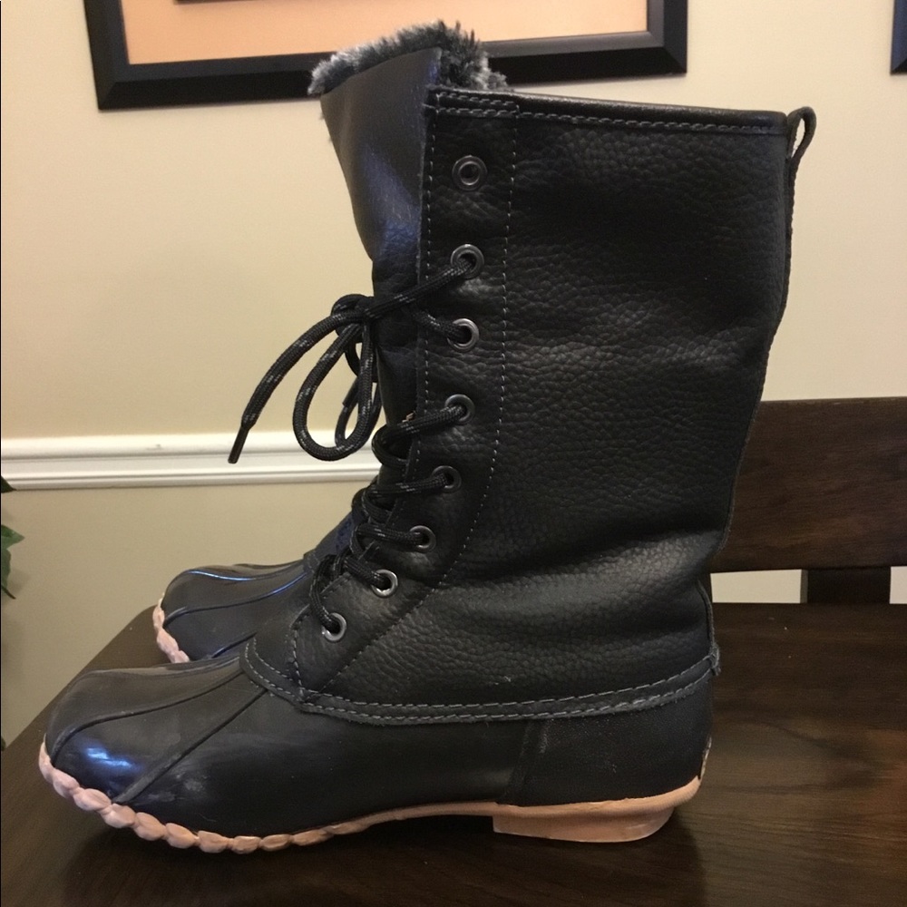 Black & Tan Duck Boots